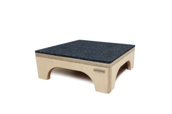 Hohe Plattform 30x30x10,5cm, BASIC